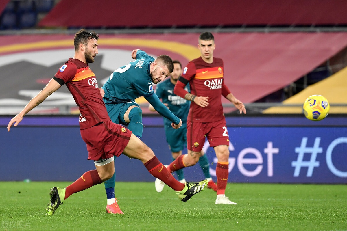 开云体育app-包含丹麦险胜AC米兰,德利赫特惊艳世界的词条