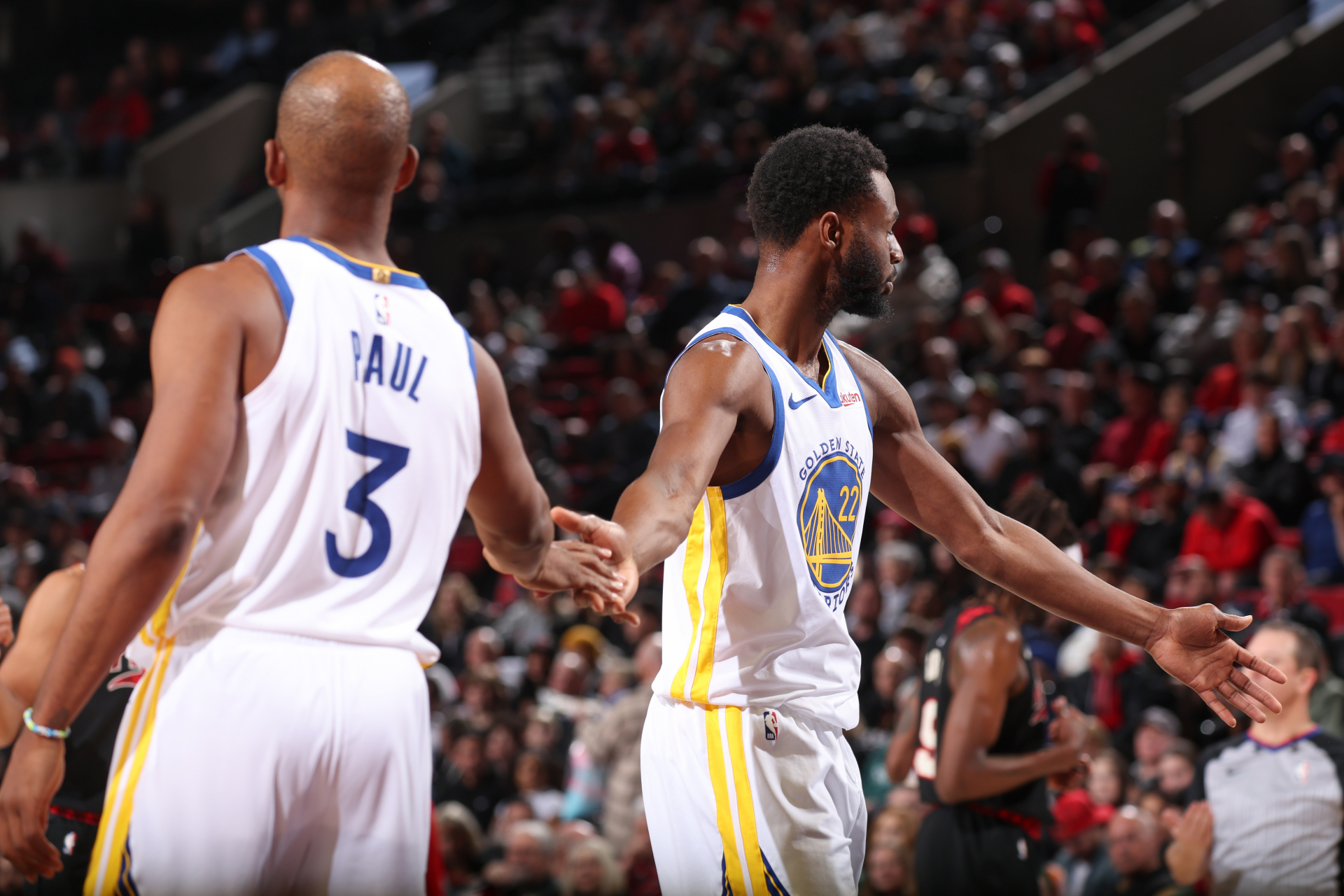 开云下载-包含勇士B队鏖战立陶宛男篮，波尔津吉斯三分雨点燃全场的词条