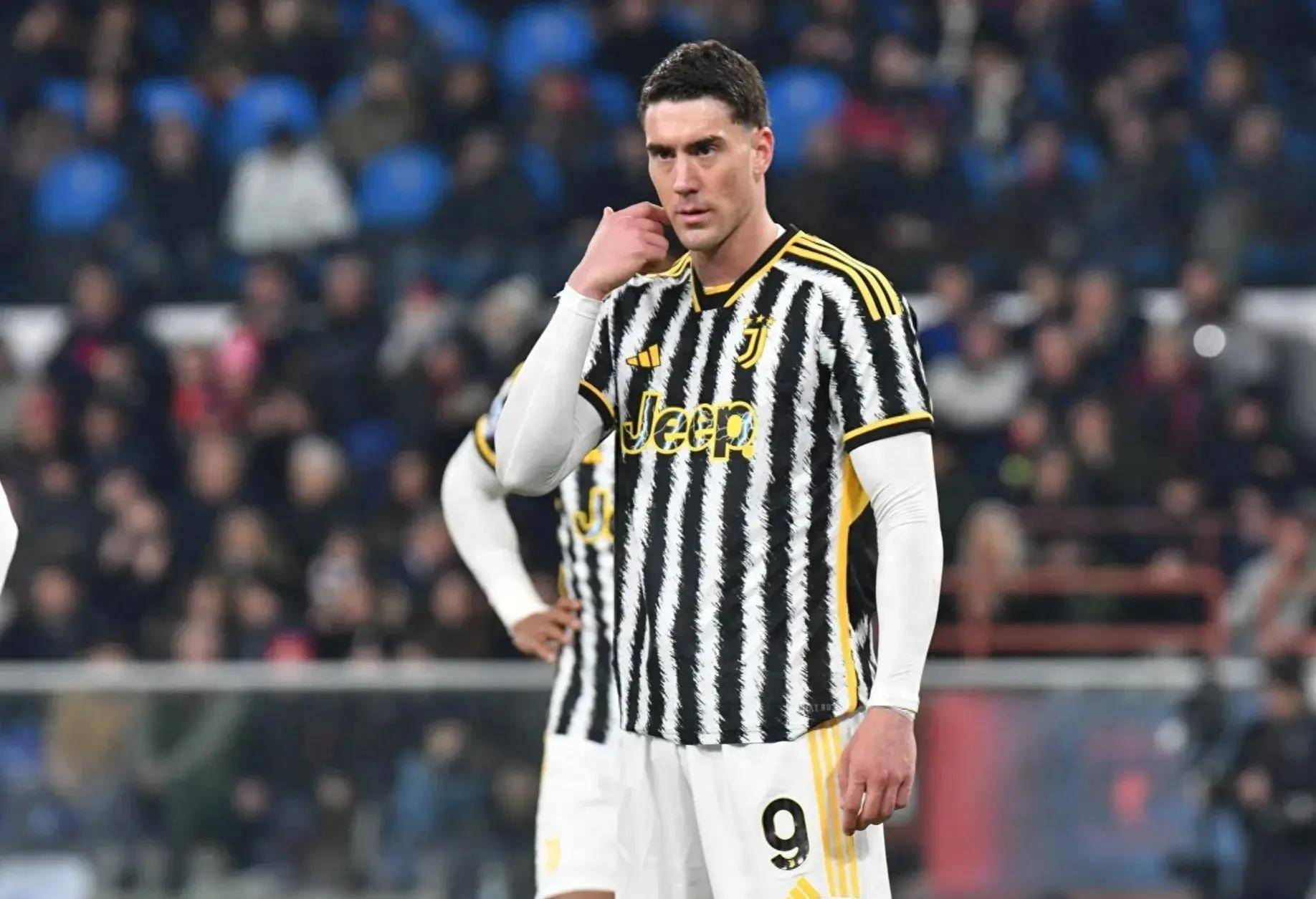 尤文图斯全面击溃对手，稳坐小组第一