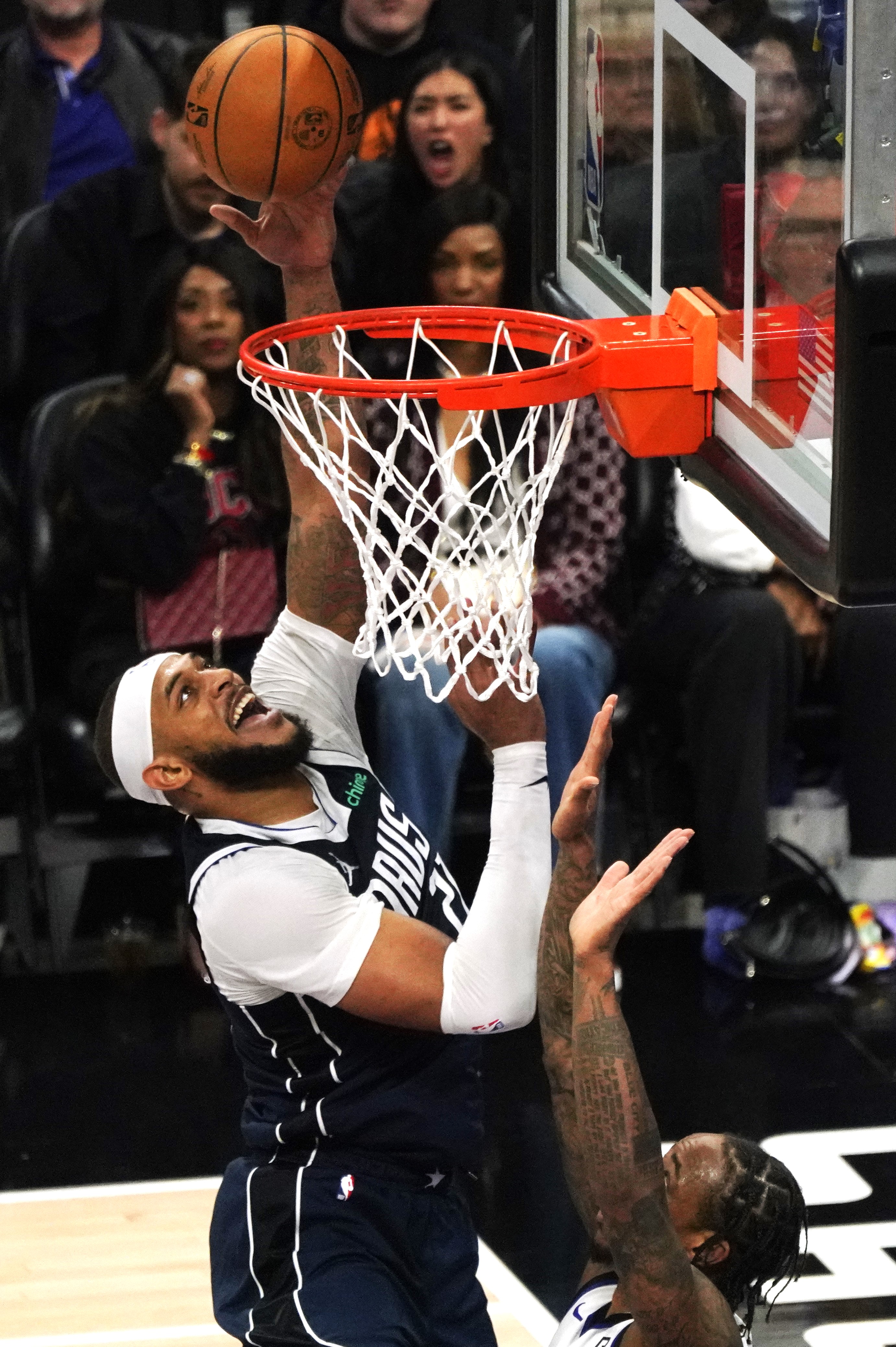 开云体育官方网站-包含独行侠客场大胜，球队备受瞩目表现抢眼的词条