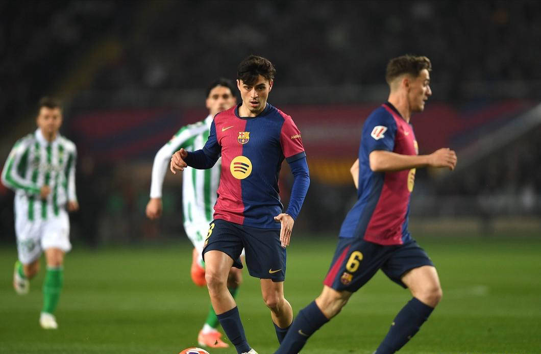 关于巴萨后防漏洞频现，球队整体实力受疑问的信息