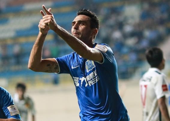 富力客场逼平建业，硬仗胜出