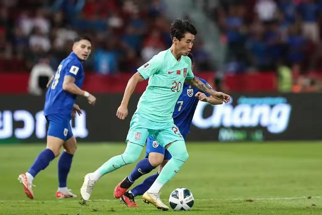 包含泰国队完胜印度队，李梓嘉统治全场的词条