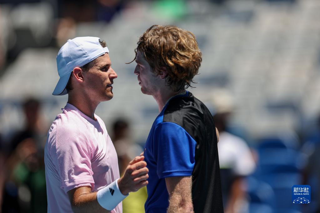 开云体育官网-澳网鏖战蒙特卡洛大师赛，蒂姆状态火热的简单介绍