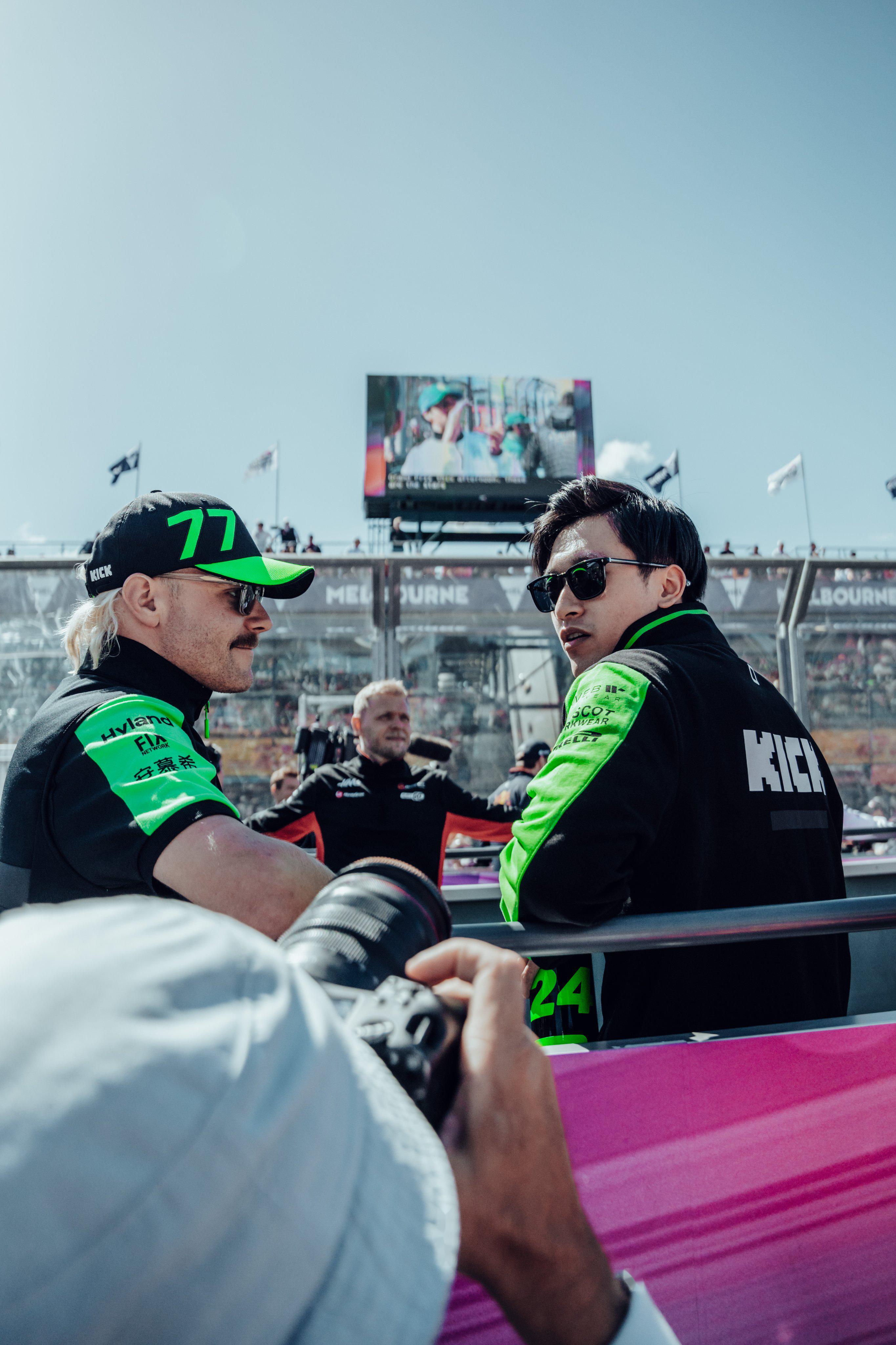 阿斯顿马丁鏖战索伯车队,周冠宇带队取胜的简单介绍 阿斯顿马丁鏖战索伯车队,周冠宇带队取胜的简单介绍